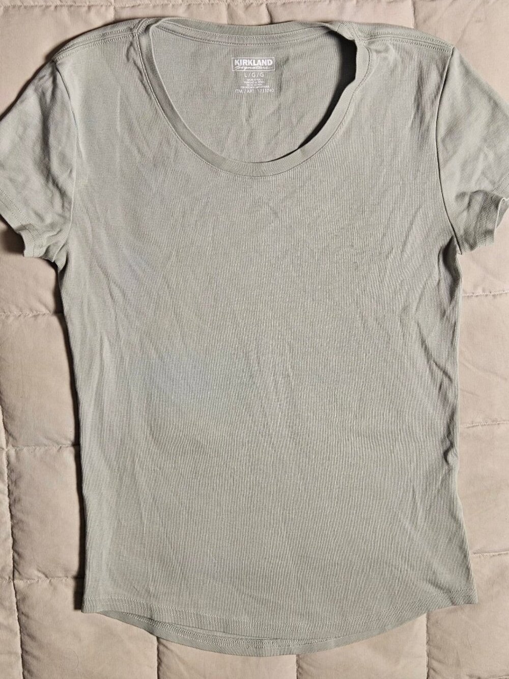 Kirkland Signature Gray T-Shirt Womens L Short Sleeve Made In Peru